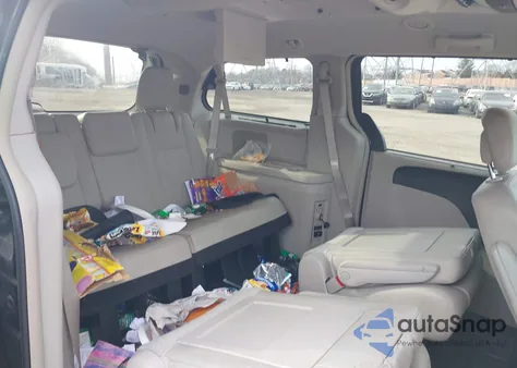 2015 Chrysler Town & Country Touring from USA, damaged, VIN 2C4RC1BG3FR620824